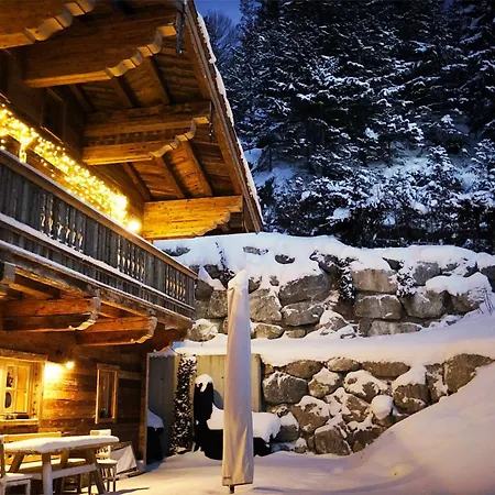 Luxury Old Wood Mountain In A Sunny Secluded Location With Gym, Sauna & Whirlpool