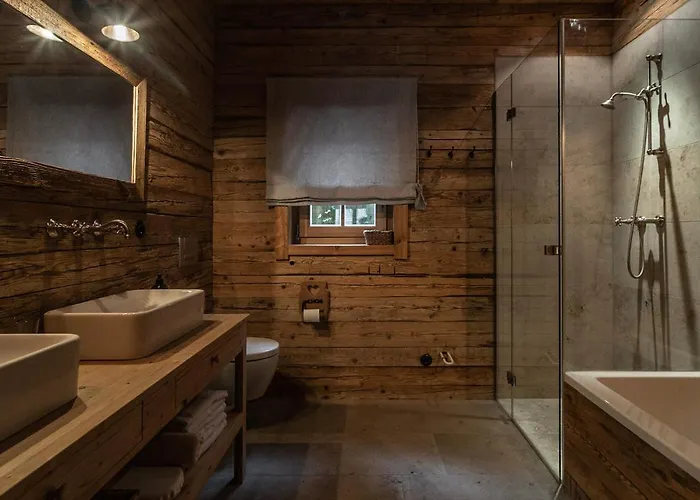 Villa Chaletwk - Luxury Old Wood Mountain In A Sunny Secluded Location With Gym, Sauna & Whirlpool *