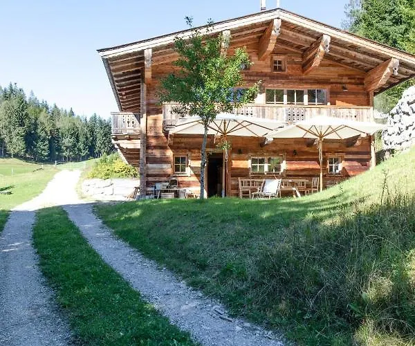 Villa Chaletwk - Luxury Old Wood Mountain In A Sunny Secluded Location With Gym, Sauna & Whirlpool Scheffau am Wilden Kaiser