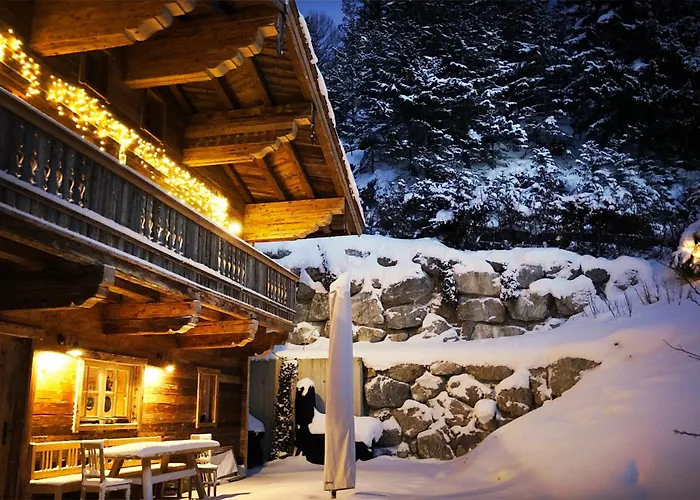 Chaletwk - Luxury Old Wood Mountain In A Sunny Secluded Location With Gym, Sauna & Whirlpool