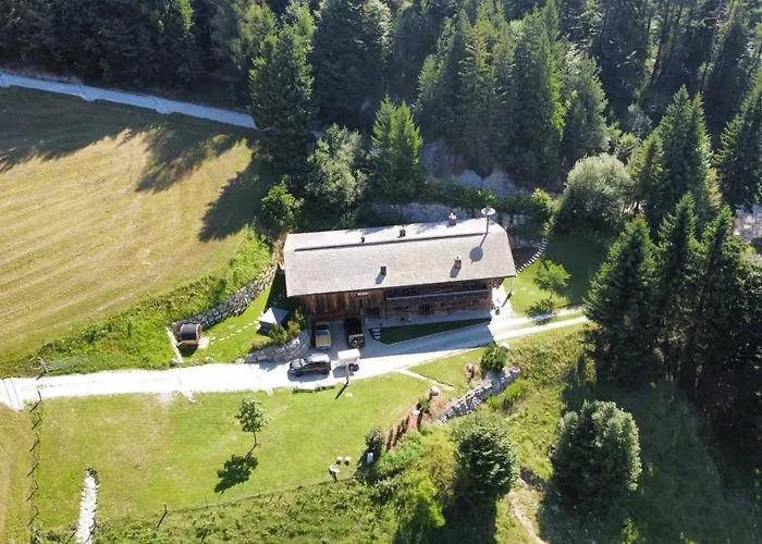 Chaletwk - Luxury Old Wood Mountain In A Sunny Secluded Location With Gym, Sauna & Whirlpool Villa