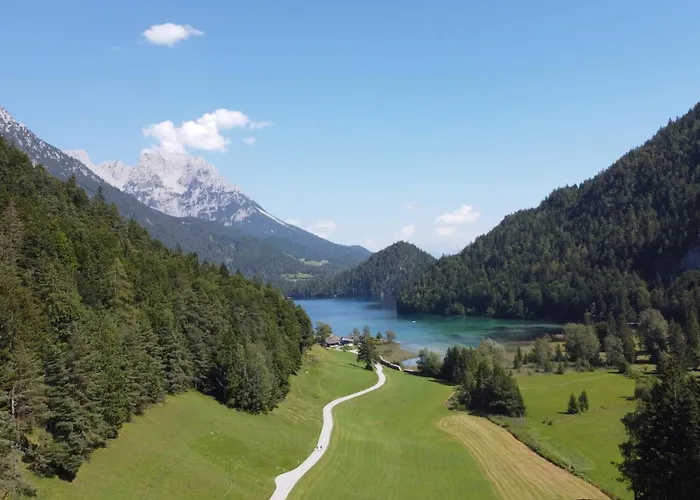 Chaletwk - Luxury Old Wood Mountain In A Sunny Secluded Location With Gym, Sauna & Whirlpool Villa