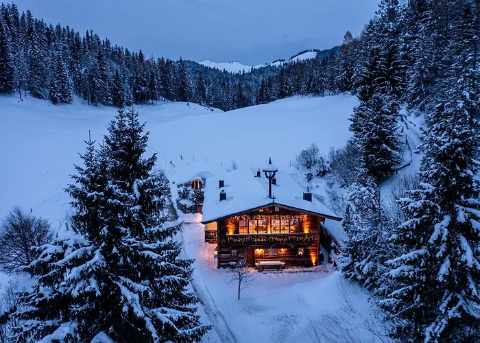 Villa Chaletwk - Luxury Old Wood Mountain In A Sunny Secluded Location With Gym, Sauna & Whirlpool