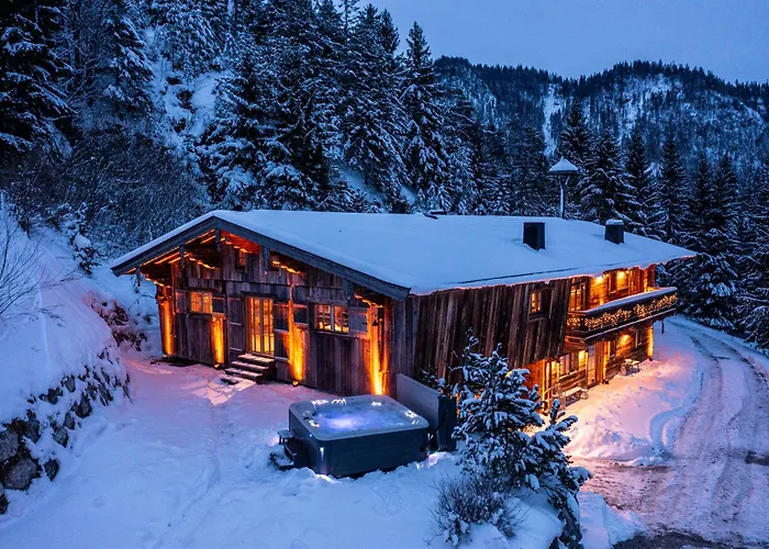 Villa Chaletwk - Luxury Old Wood Mountain In A Sunny Secluded Location With Gym, Sauna & Whirlpool