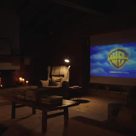 Luxury Old Wood Mountain In A Sunny Secluded Location With Gym, Sauna & Whirlpool 别墅 凯撒山麓舍福