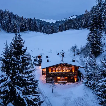 ヴィラ Luxury Old Wood Mountain In A Sunny Secluded Location With Gym, Sauna & Whirlpool