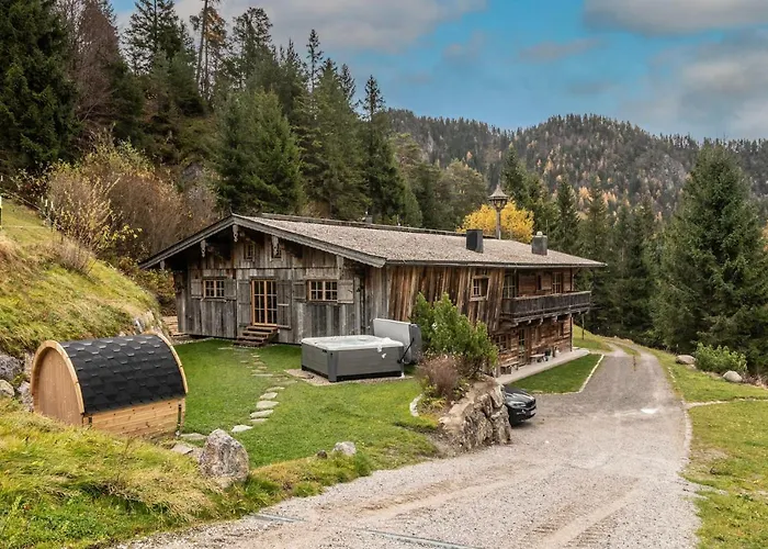 Chaletwk - Luxury Old Wood Mountain In A Sunny Secluded Location With Gym, Sauna & Whirlpool Villa *