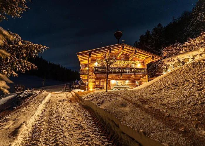 Villa Chaletwk - Luxury Old Wood Mountain In A Sunny Secluded Location With Gym, Sauna & Whirlpool