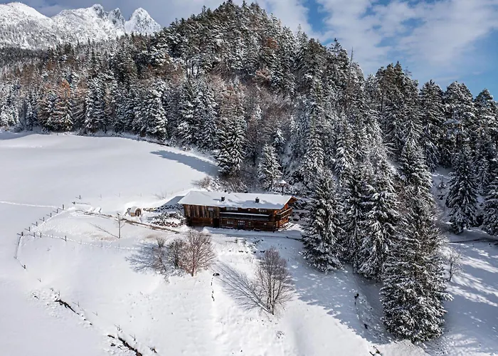 Villa Chaletwk - Luxury Old Wood Mountain In A Sunny Secluded Location With Gym, Sauna & Whirlpool *