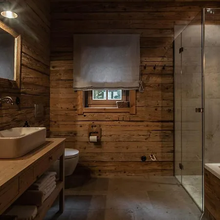 别墅 Chaletwk - Luxury Old Wood Mountain In A Sunny Secluded Location With Gym, Sauna & Whirlpool *