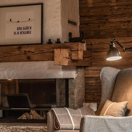 Luxury Old Wood Mountain In A Sunny Secluded Location With Gym, Sauna & Whirlpool * Scheffau am Wilden Kaiser