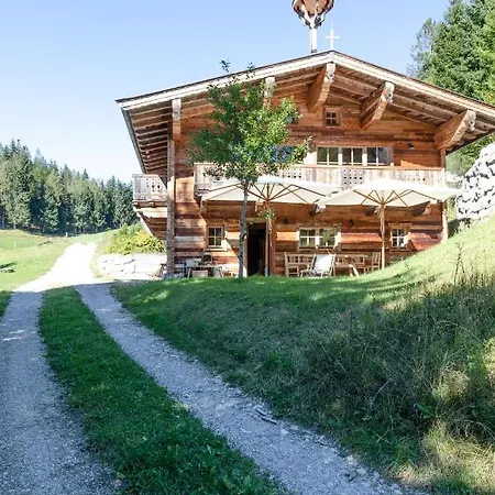 Villa Luxury Old Wood Mountain In A Sunny Secluded Location With Gym, Sauna & Whirlpool Scheffau am Wilden Kaiser