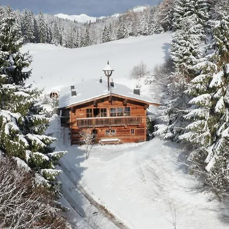 Luxury Old Wood Mountain In A Sunny Secluded Location With Gym, Sauna & Whirlpool Villa