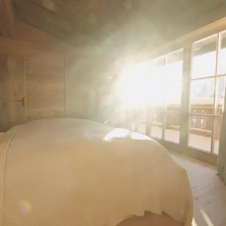 Chaletwk - Luxury Old Wood Mountain In A Sunny Secluded Location With Gym, Sauna & Whirlpool *
