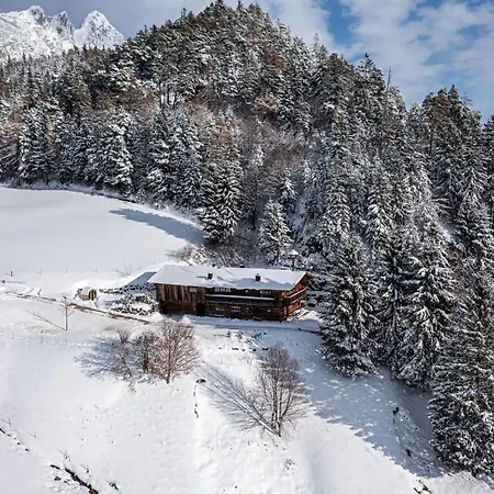 别墅 Chaletwk - Luxury Old Wood Mountain In A Sunny Secluded Location With Gym, Sauna & Whirlpool *